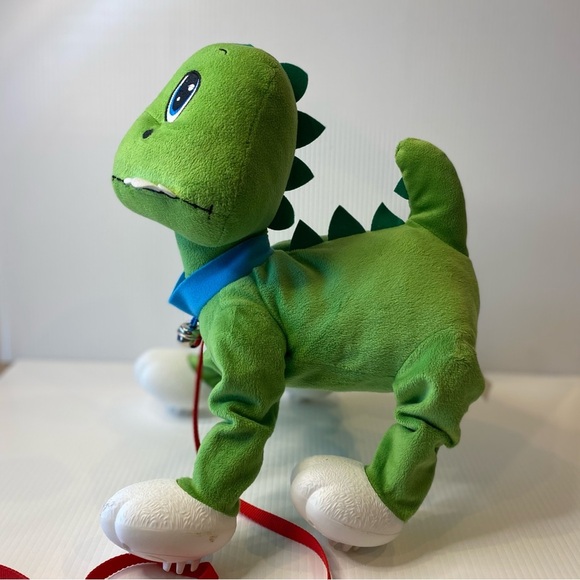 Peppy Pets 11” Walking Dinosaur With Leash - Picture 2 of 11